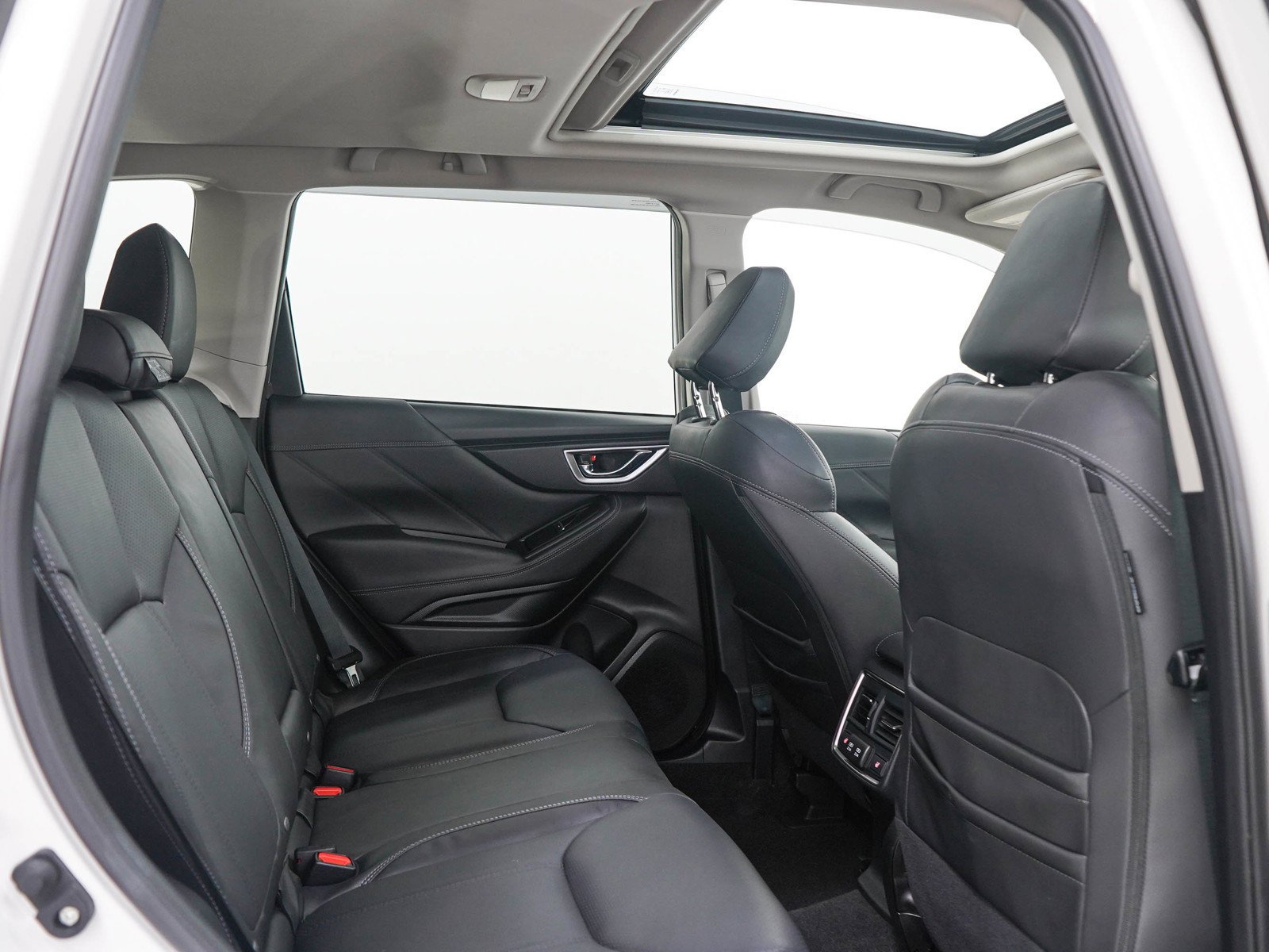 Used 2024 Crystal White Pearl Subaru Touring image 14