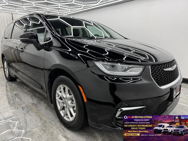 2024 Chrysler Pacifica Touring L