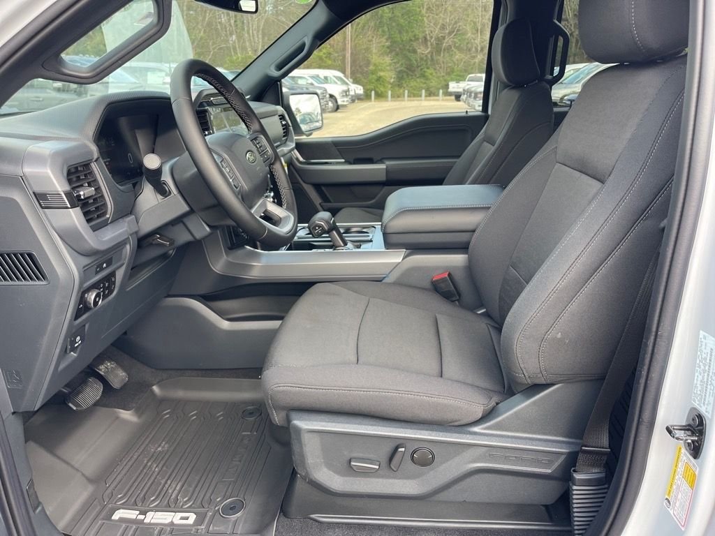 2025 Ford F-150 XLT - Photo 7