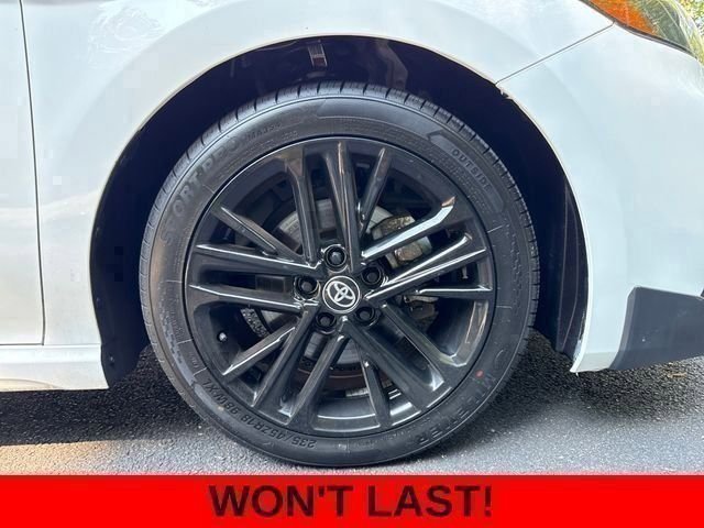 Used 2025 Ice Toyota SE image 70