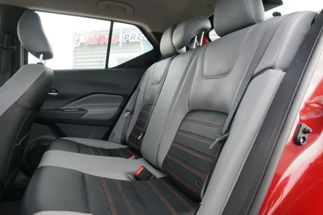 Used 2023 Scarlet Ember Tintcoat Nissan SR image 18