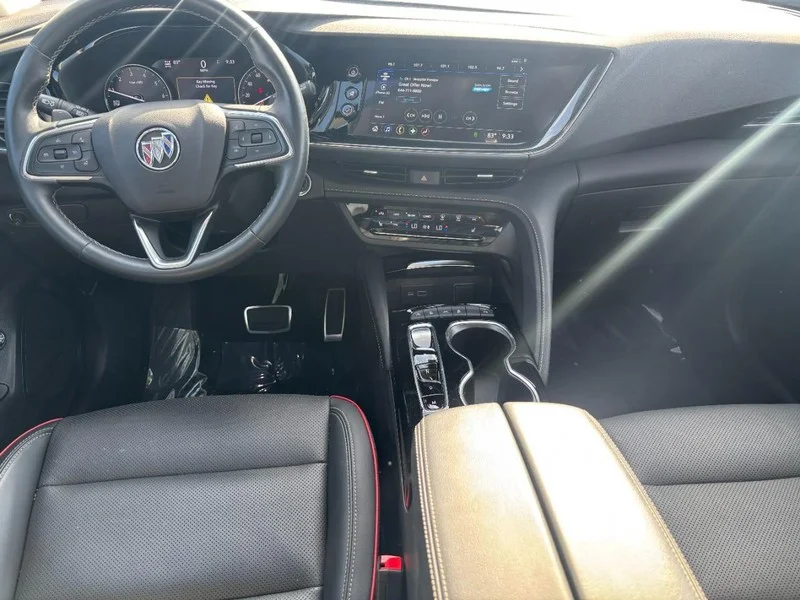 Used 2023 Summit White Buick Essence image 14