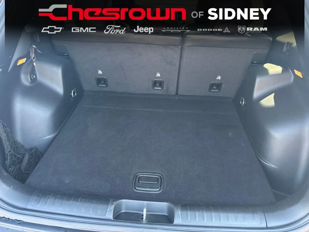 Used 2020 Red Jeep Latitude Plus image 30
