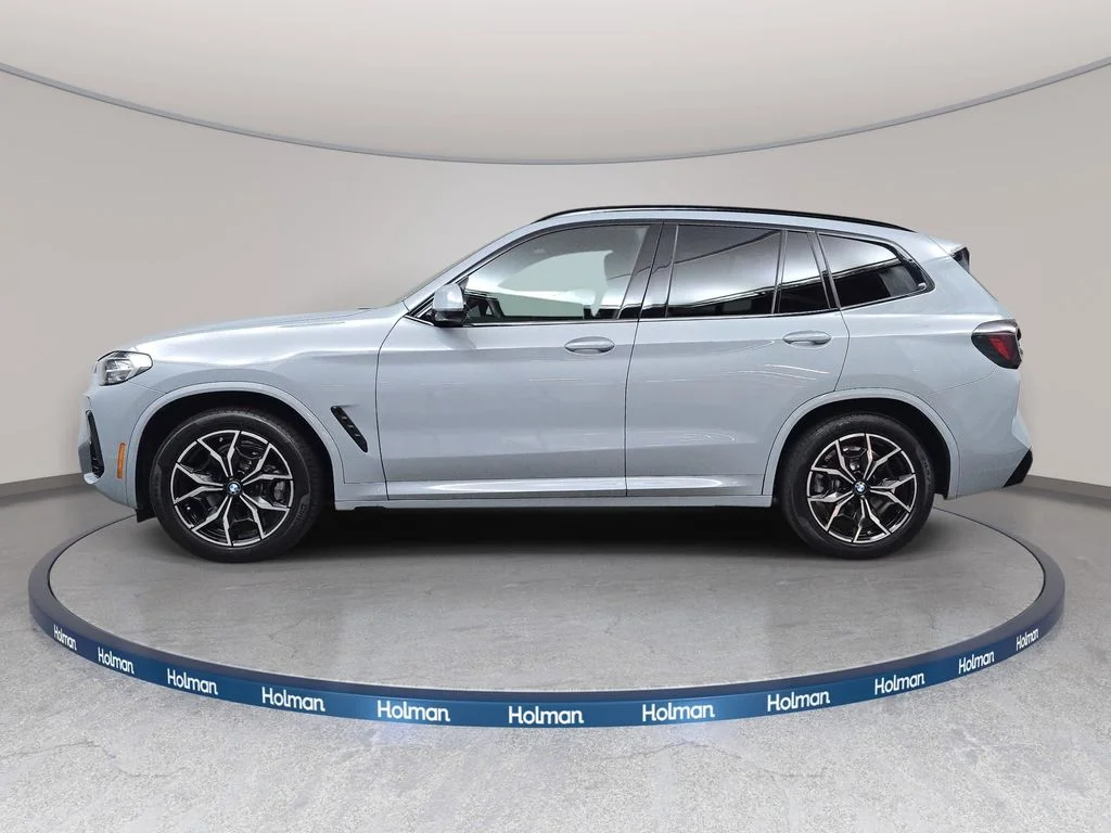 Used 2023 Brooklyn Gray Metallic BMW xDrive30i image 9