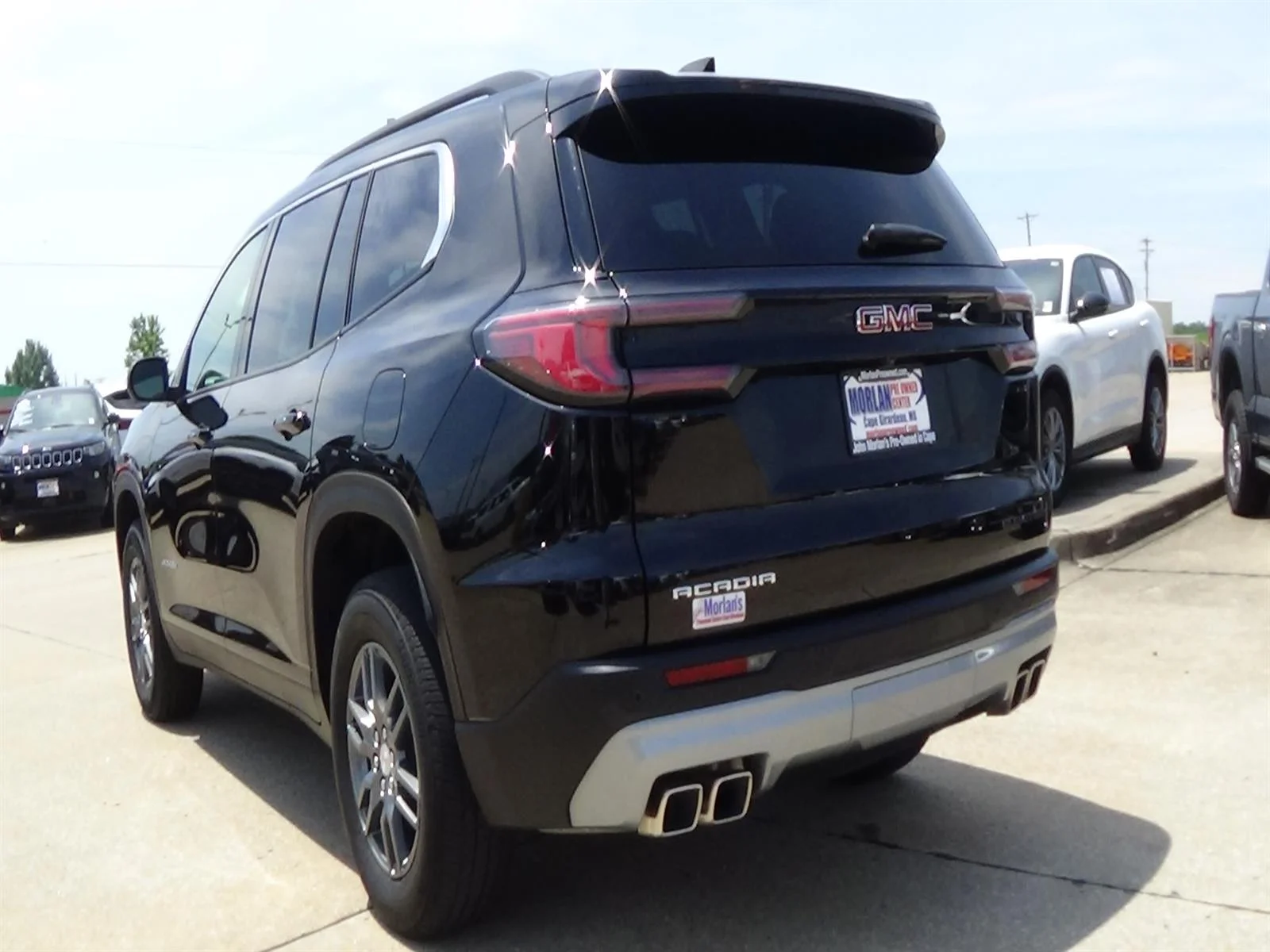 Used 2025 Ebony Twilight Metallic (gb8) GMC Elevation image 8