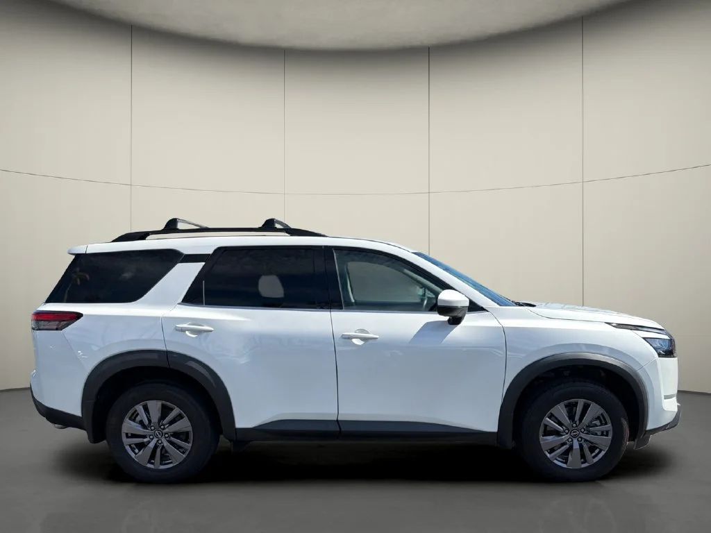 Used 2025 White Nissan SV image 8