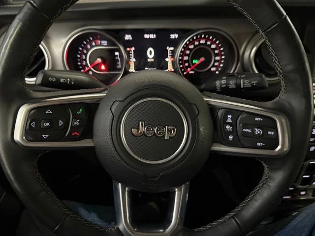 Used 2019 Bikini Pearlcoat Jeep Unlimited Rubicon image 15