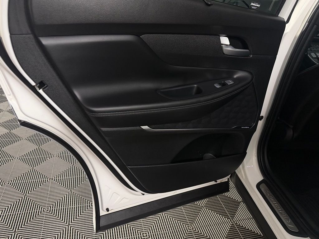 Used 2023 White Hyundai Calligraphy image 31