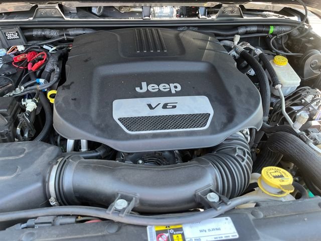 Used 2016 Gray Jeep Unlimited Rubicon image 24