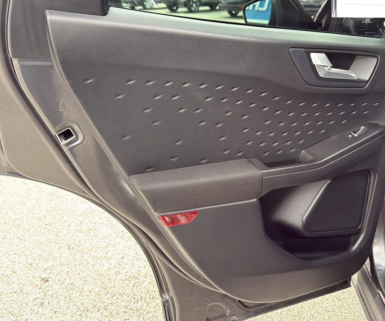 Used 2020 Magnetic Ford SE image 21
