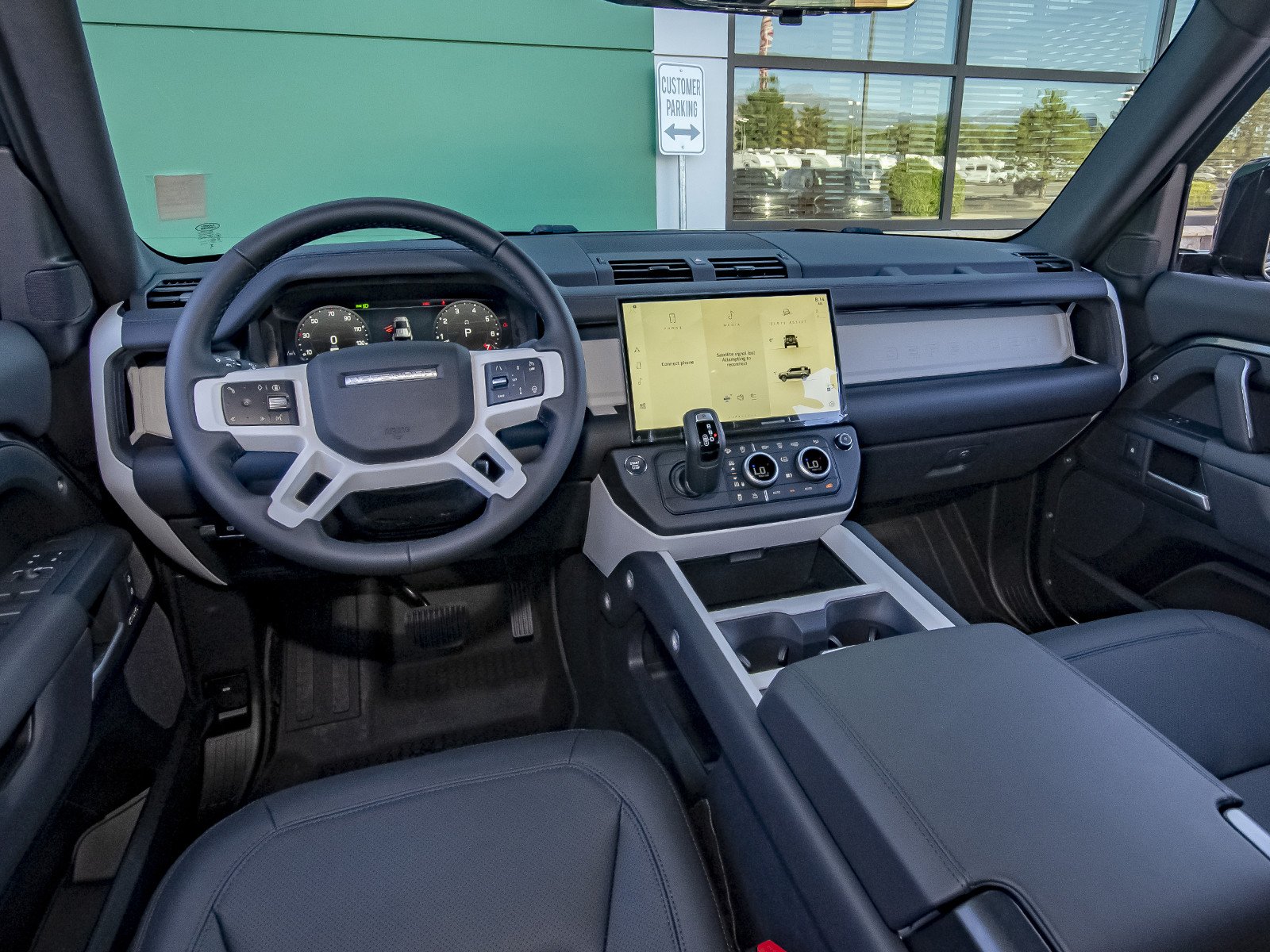 New 2026 Carpathian Grey Land Rover X-Dynamic SE image 35