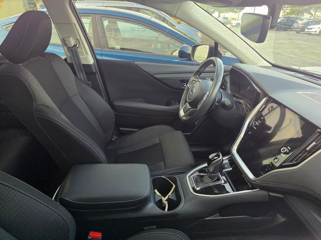 Used 2025 Crystal Black Silica Subaru Premium image 5