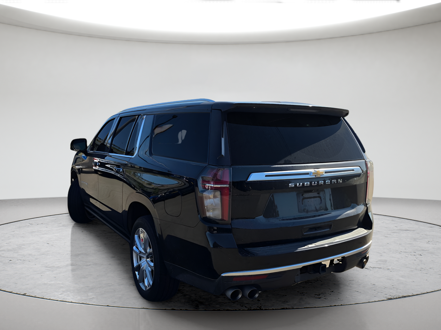 Used 2021 Black Chevrolet High Country image 7