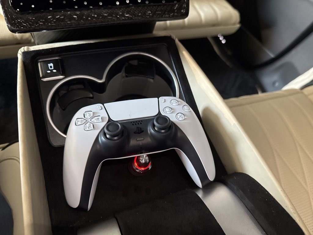 2025 Cadillac Escalade ESV Sport Platinum - Photo 30