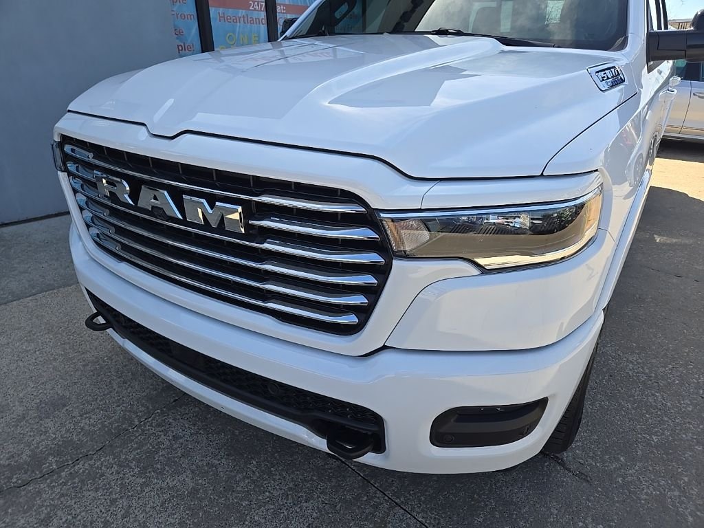 New 2026 Bright White Clear-Coat Exterior Paint RAM Laramie image 18
