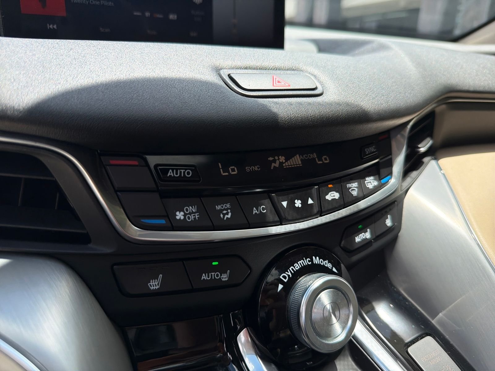 Used 2021  Acura Technology Package image 21