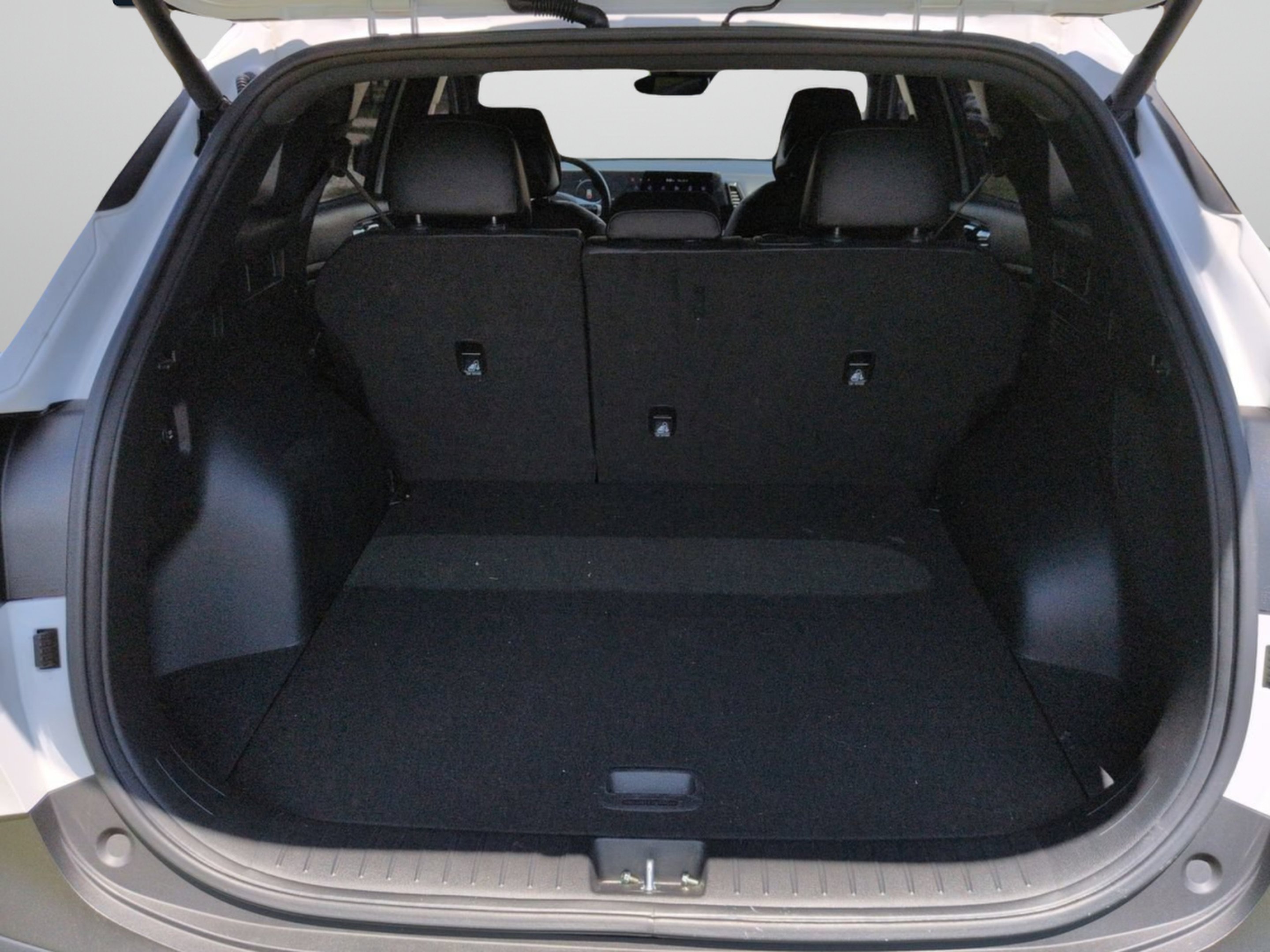 Used 2023 Glacier White Pearl/Ebony Black Roof Kia X-Pro image 10