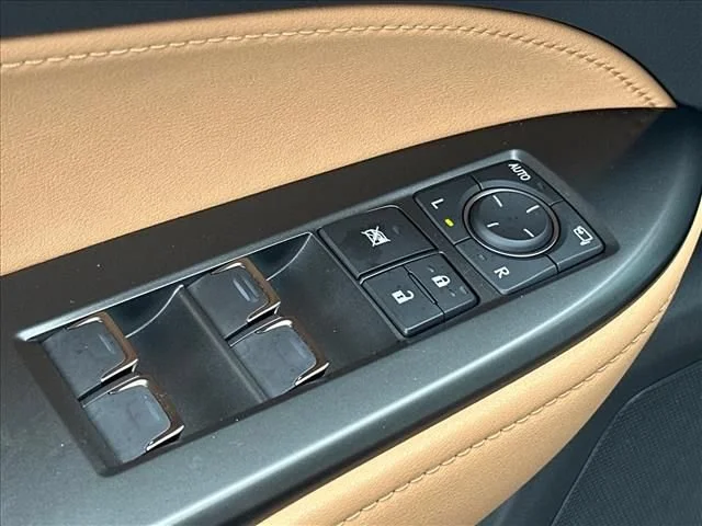 2025 Lexus NX 350 - Photo 20