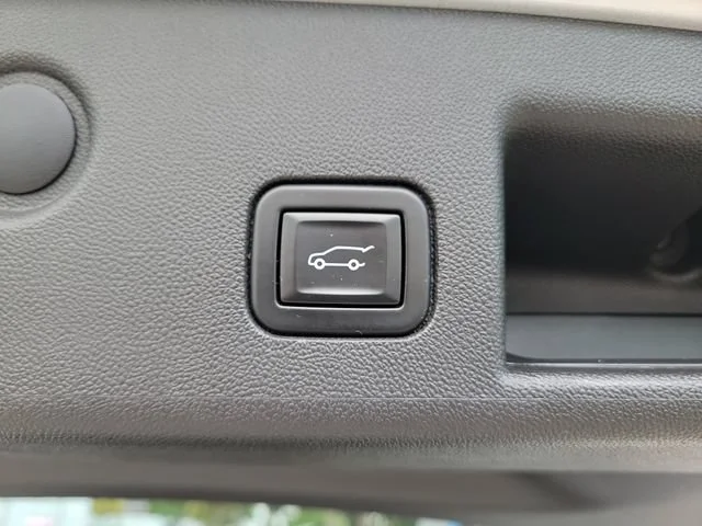 2021 Chevrolet Equinox LT - Photo 16