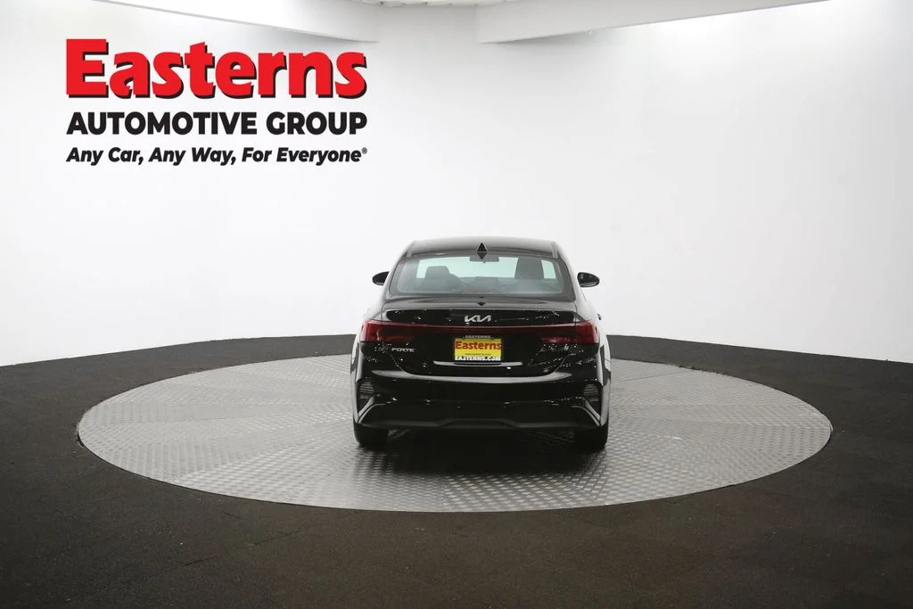 Used 2024 Black Kia LXS image 37
