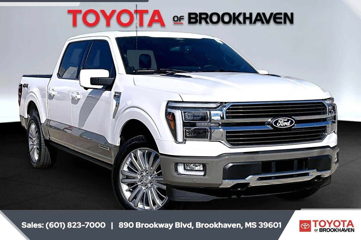 Used 2025 Star White Metallic Tri-Coat/Marsh Gray Ford King Ranch image 1