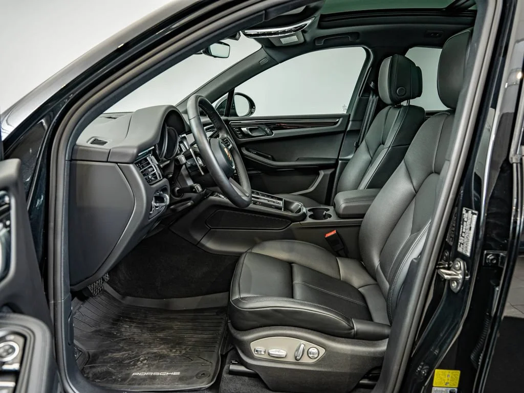 Used 2026 Black Porsche  image 5