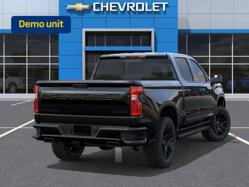 Used 2026 Black Chevrolet 4WD Crew Cab 147" High Country image 4