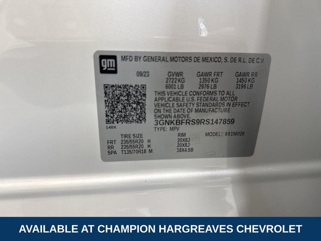 Used 2024 Iridescent Pearl Tricoat Chevrolet Premier image 42