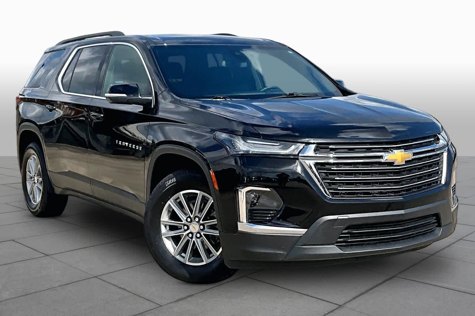 Used 2023 Mosaic Black Metallic Chevrolet LT Cloth image 3