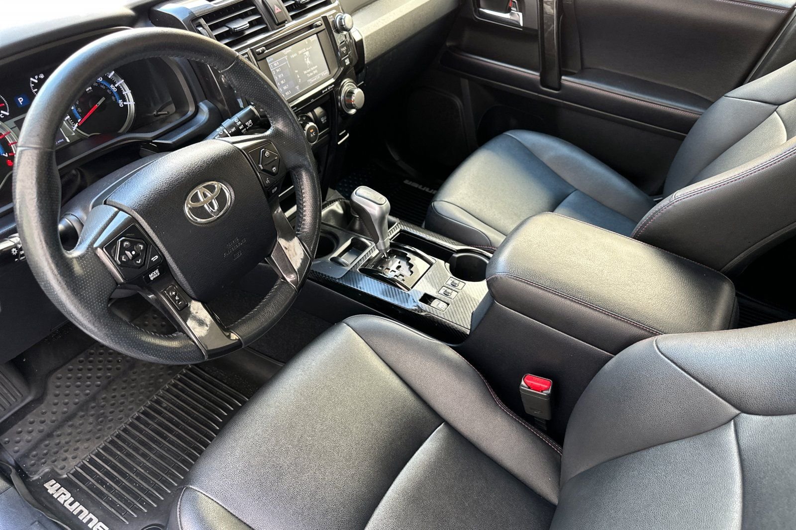 2019 Toyota 4Runner TRD Off-Road - Photo 10