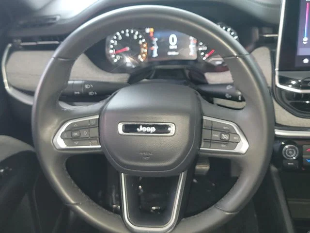 Certified Used 2024 Gray Jeep Latitude image 14