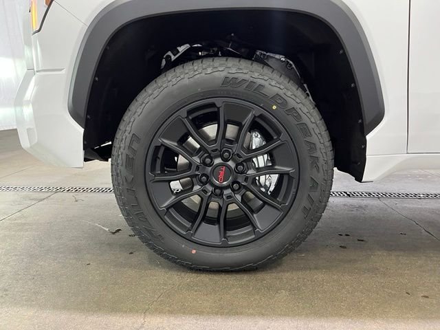 New 2026 Ice Cap Toyota  SR5 image 22