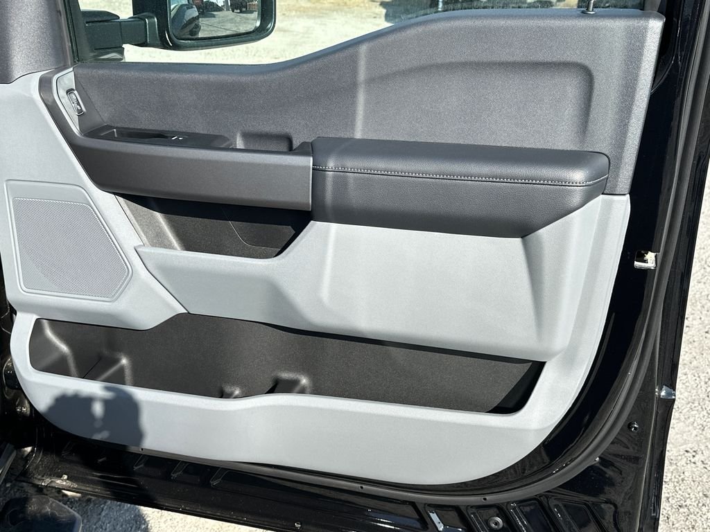 New 2026 Agate Black Metallic Ford F-250® XL image 14