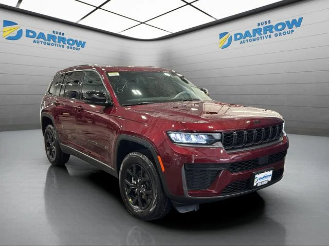New 2026 Velvet Red Pearl-Coat Exterior Paint Jeep Altitude image 7