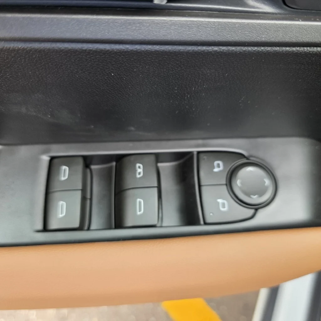 2026 GMC Canyon AT4 - Photo 22