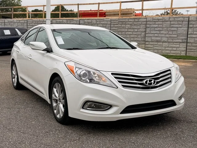 Used 2014 White Pearl Hyundai Limited image 7
