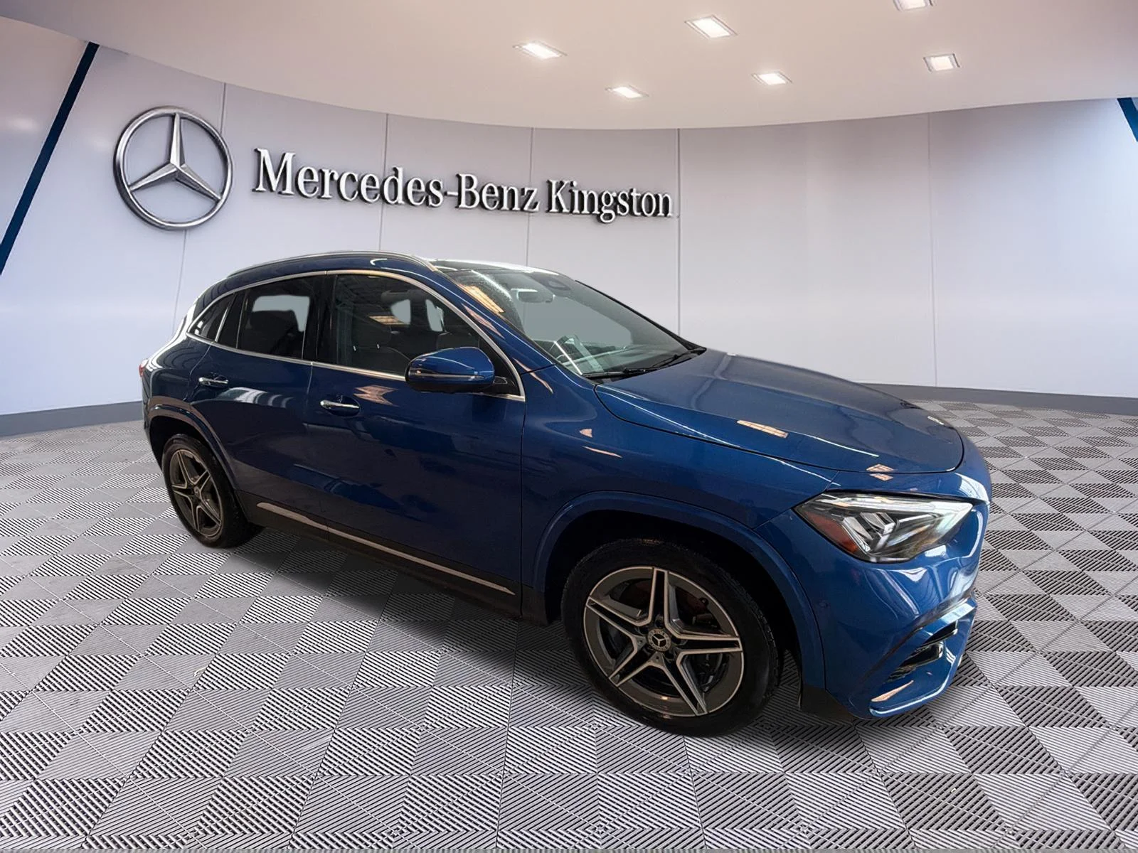 Certified Used 2025 Blue Mercedes-Benz 250 4matic Suv image 2