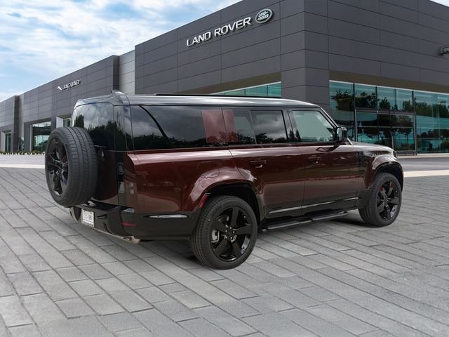 New 2026 Sedona Red Land Rover X-Dynamic SE image 5