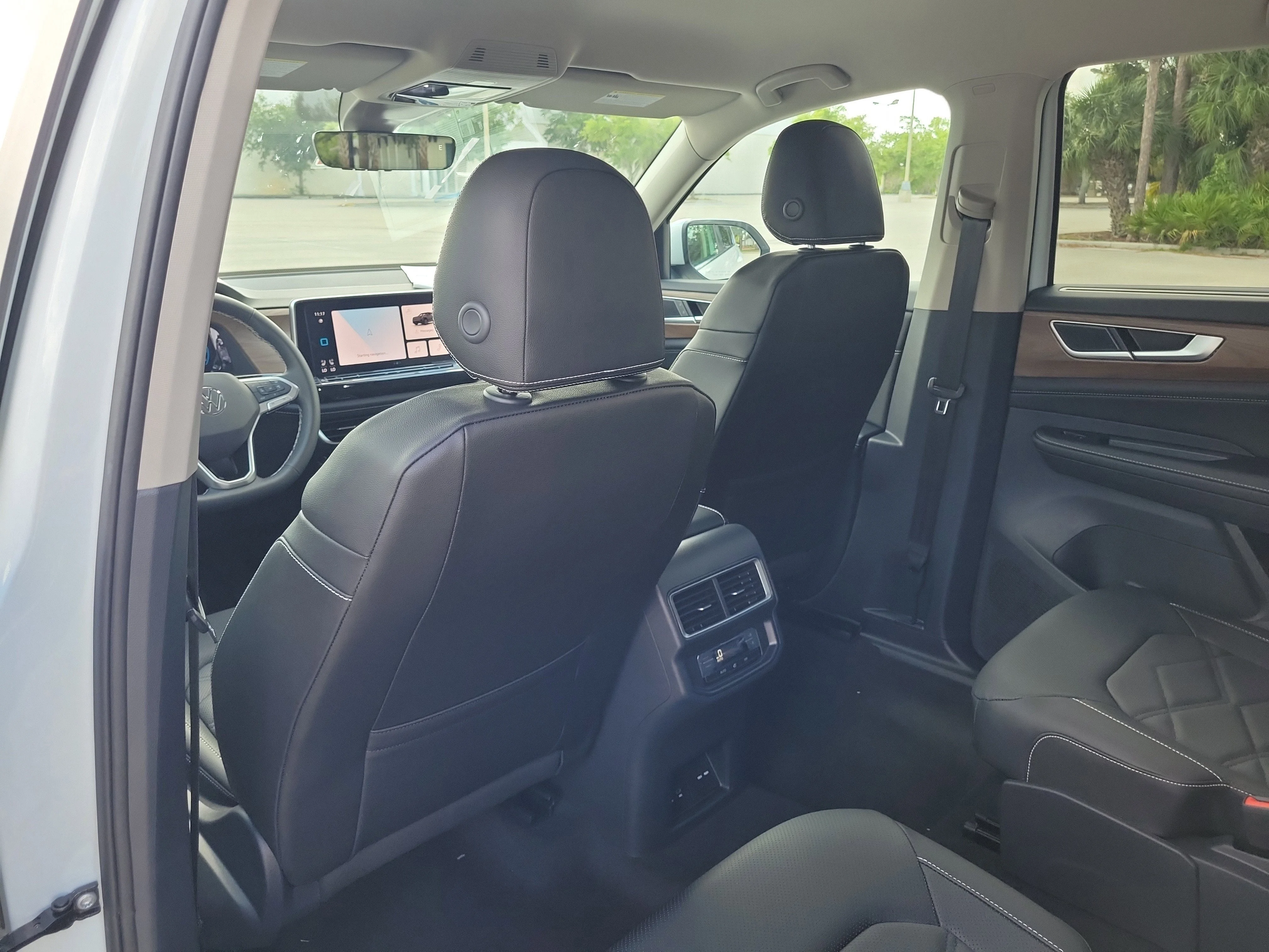 New 2026 White Volkswagen SE w/Technology image 14