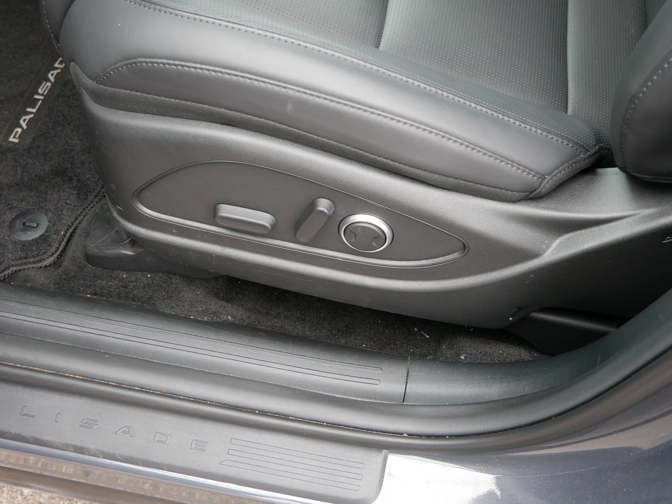 Certified Used 2026 Ecotronic Gray Pearl Hyundai SEL 7P image 20