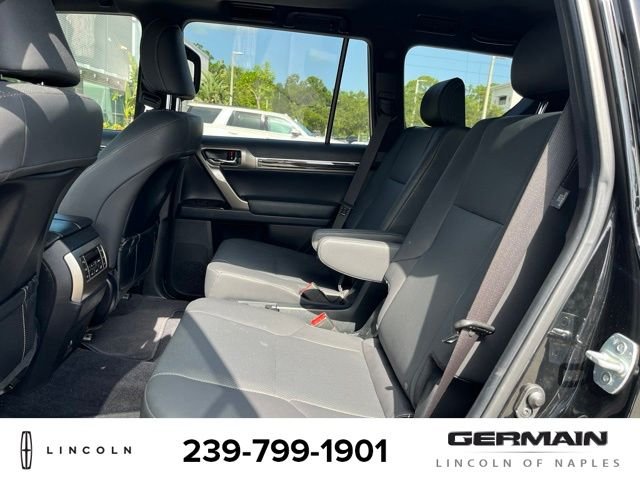 Used 2021 Black Lexus 460 image 13