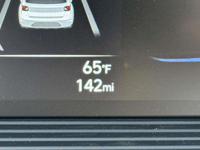 2025 Hyundai Venue SEL - Photo 9