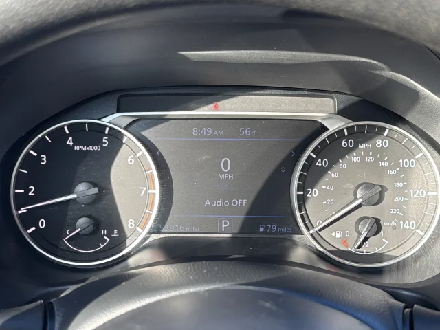 Used 2023 Red Nissan 2.5 SV image 12