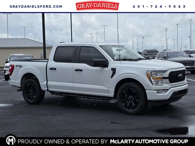 2022 Ford F-150 XL SuperCrew 5-1/2 Box's photo