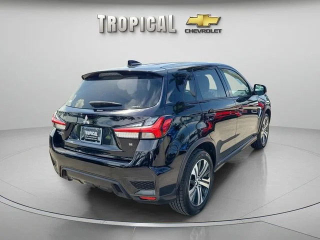 Used 2024 Silver Mitsubishi S image 3