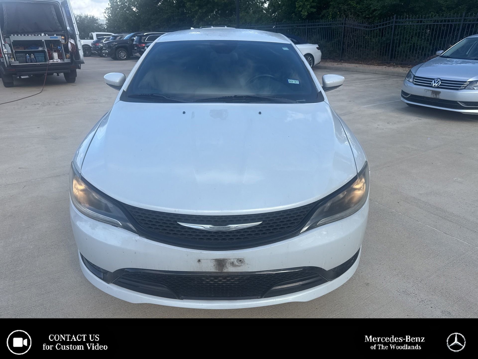 2015 Chrysler 200 S's photo