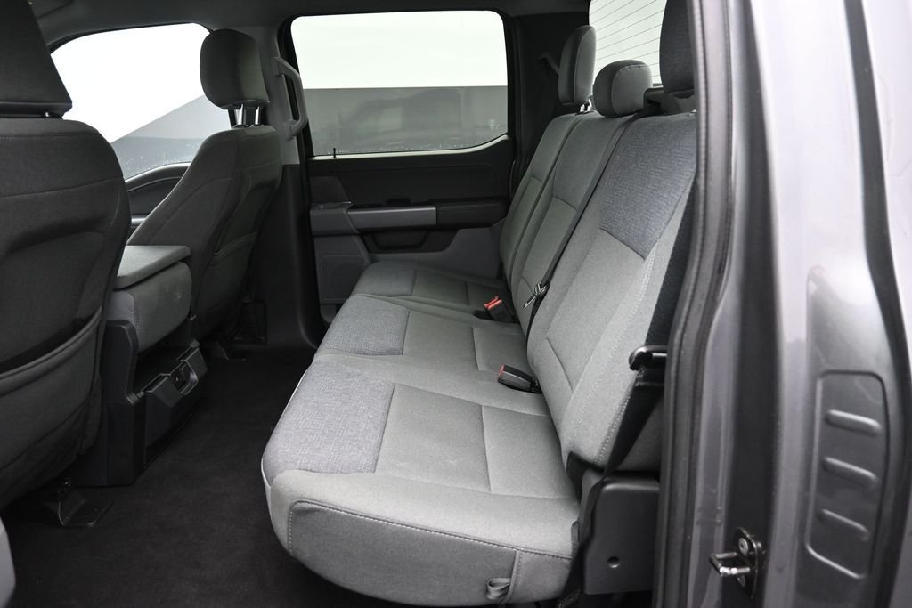 Used 2025 Gray Ford XLT image 7