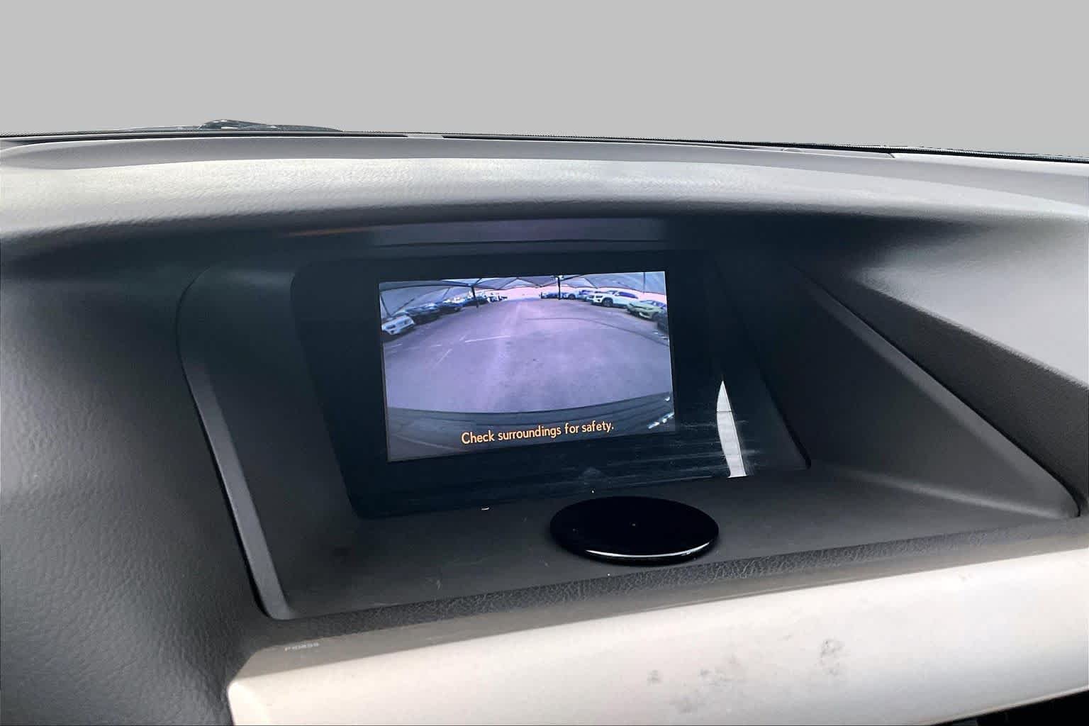 Used 2015 Claret Mica Lexus  image 26