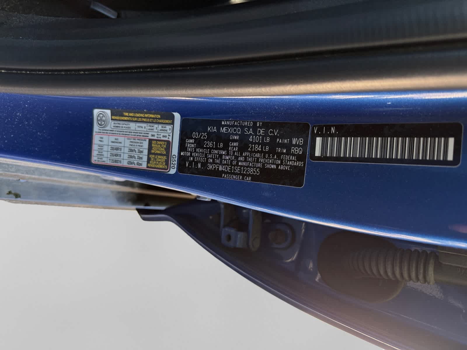 Certified Used 2025 Wave Blue Kia GT-Line image 25