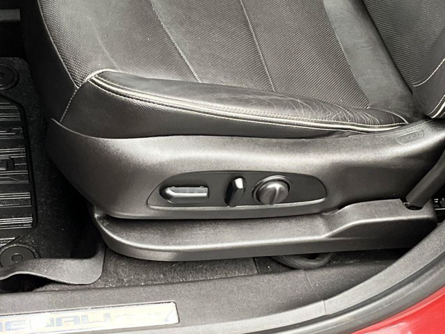 Used 2019 Red Quartz Tintcoat GMC Denali image 11